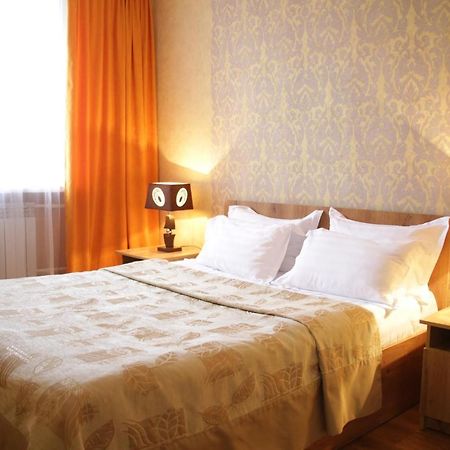 City Hotel Ust-Kamenogorsk Exterior photo